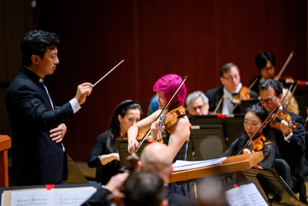Violinist Jennifer Koh was the featured soloist for Philip Glass’ Violin Concerto No. 1. (Photo by Julian Alexander)